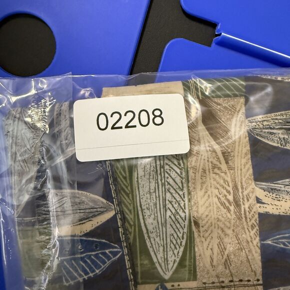 Tori Richard Shirt Mens Large Hawaiian Aloha Button Up Vintage Feather Print USA - Picture 10 of 10